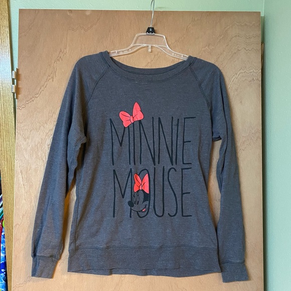 Tops - Reversible Minnie Mouse Sweatshirt 🥳
